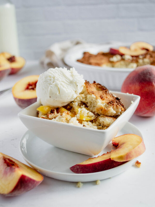 Easy Healthy Sugar Free Gluten Free Peach Cobbler