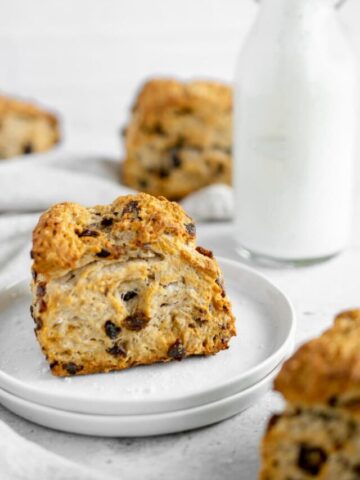 date scones on a white plate