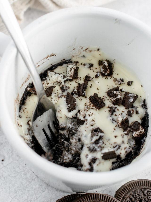 Oreo Mug Cake